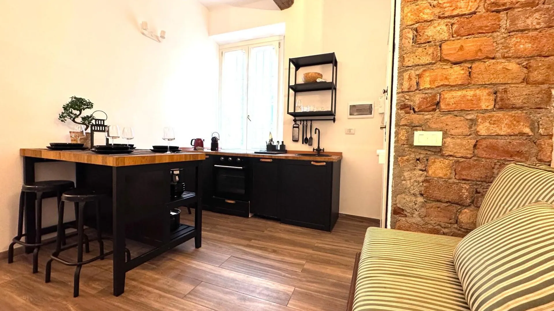 Comecasa Grazioso Appartamento Porta Romana Milano