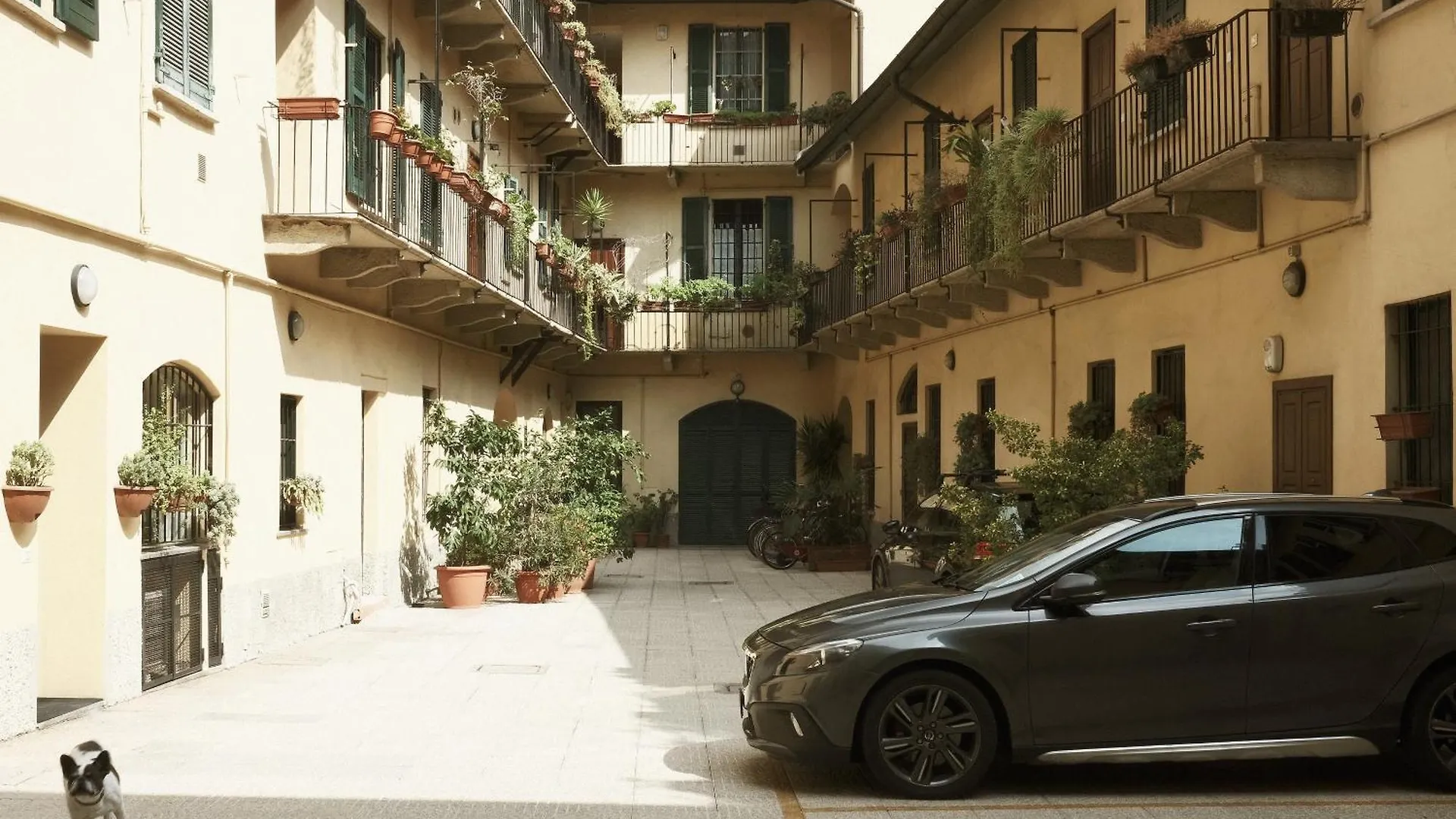 Daire Comecasa Grazioso Appartamento Porta Romana Milano